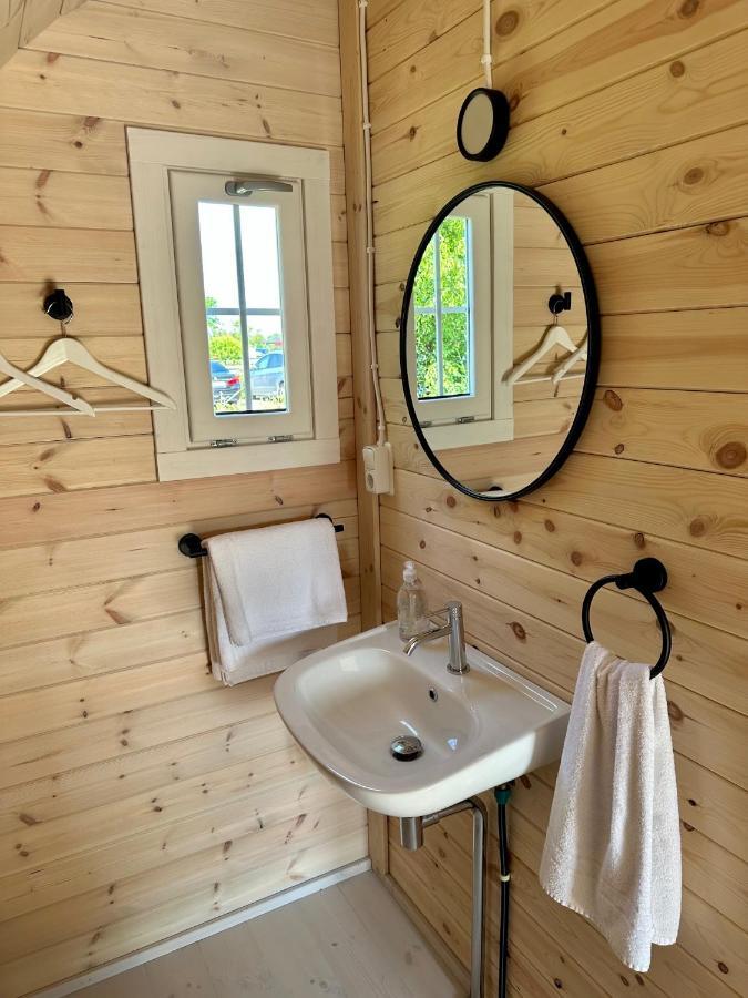 Lodge, Een Super Knus Tiny House, Nabij Vaarwater En Haven! Belt-Schutsloot Exterior foto